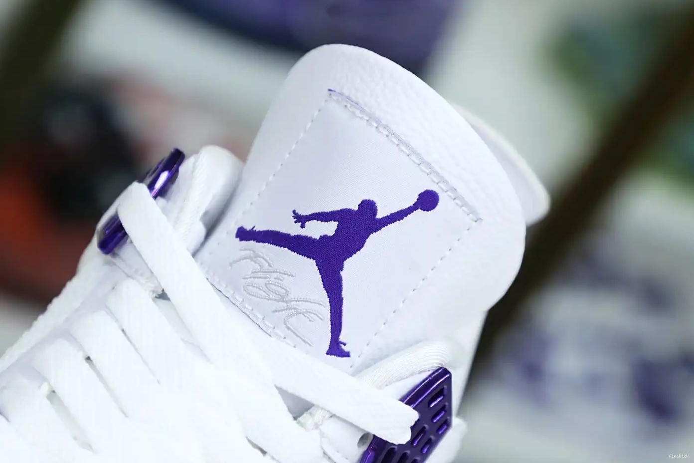 JORDAN METALLIC PURPLE 4 AIR 0615